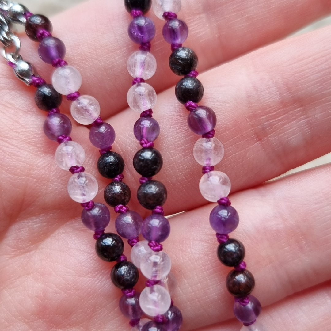 Fijne ketting amethist, granaat en rozenkwarts