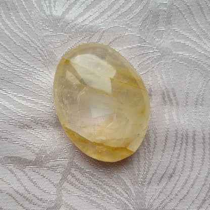 Golden healer handsteen