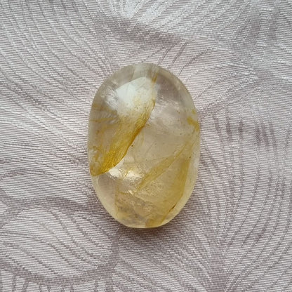 Golden healer handsteen