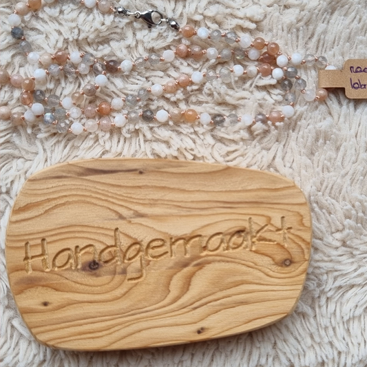 Fijne ketting labradoriet en maansteen (peach en witte/regenboog)