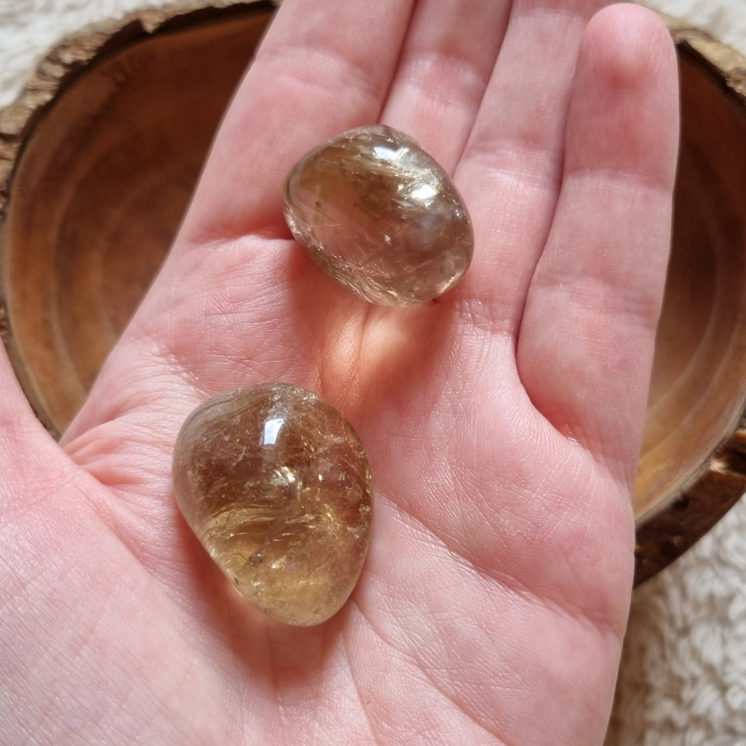 citrien trommelsteen  te koop bij tourmaluna