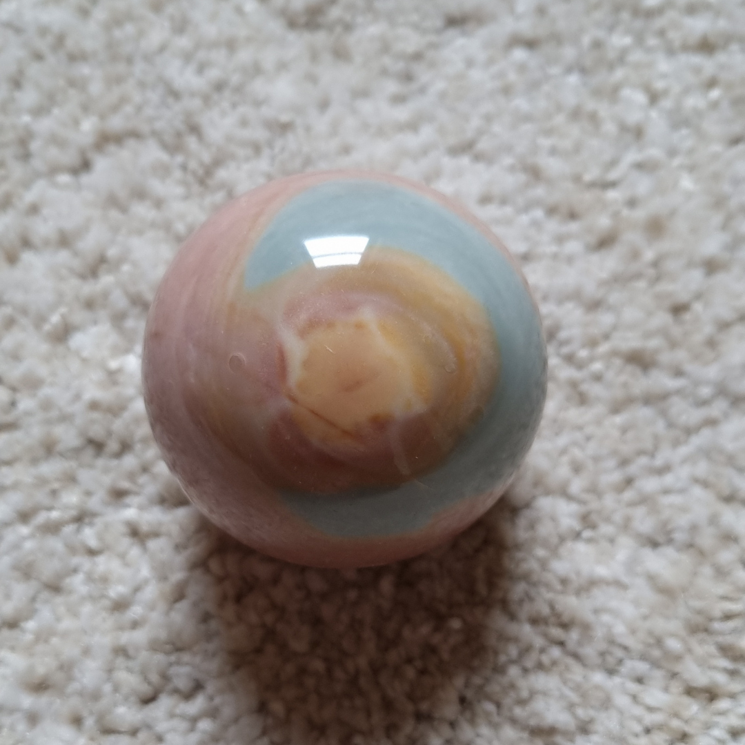 Polychroom jaspis bol