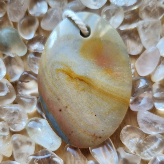 Polychroom jaspis amulet 5