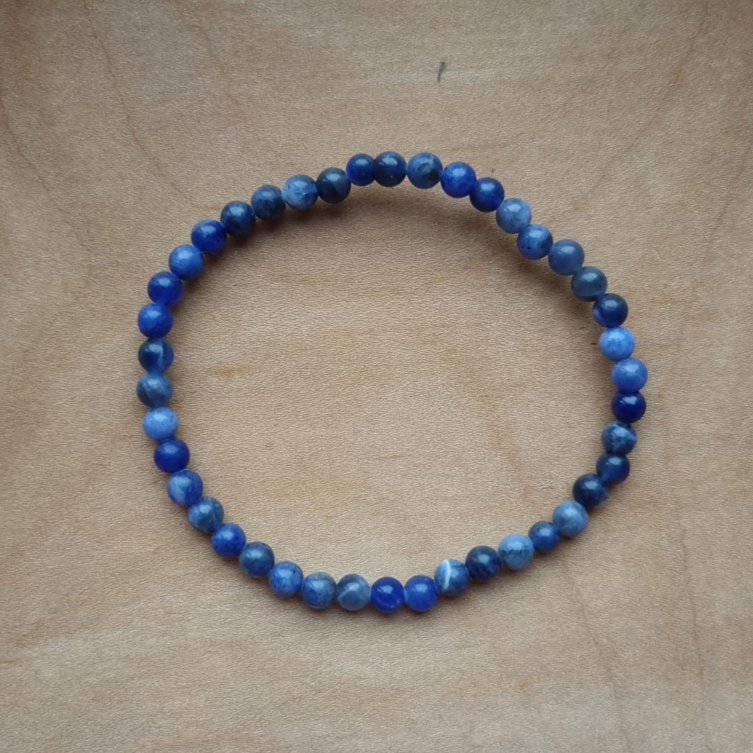 Sodaliet 4mm kogelarmband