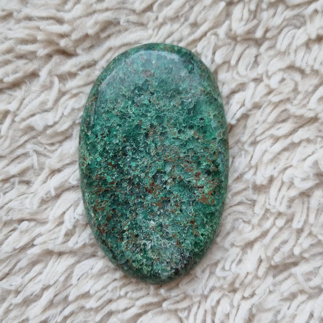 Groene apatiet zaksteen