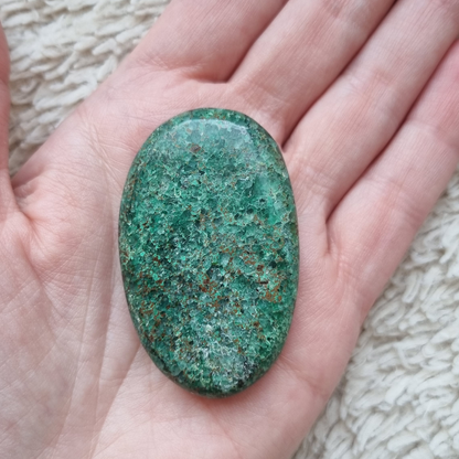 Groene apatiet zaksteen