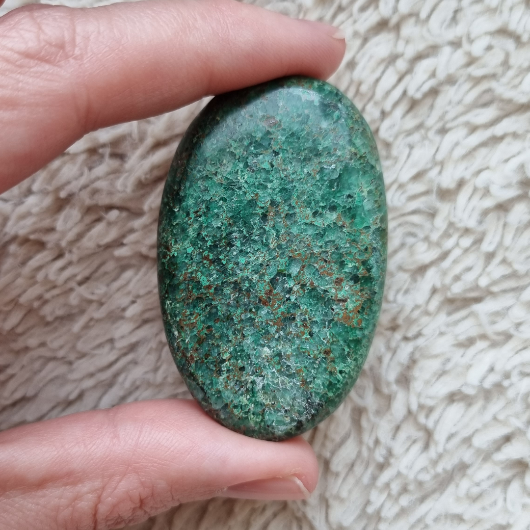 Groene apatiet zaksteen